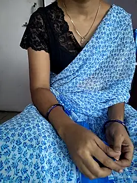 lovelygirl4567 online show from February 11, 5:45 am