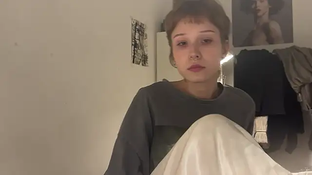 Iris Pastels online show from November 14, 10:29 pm