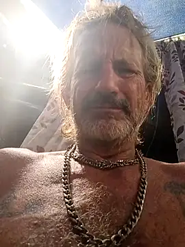 Cloudin around online show from April 1, 3:42 pm