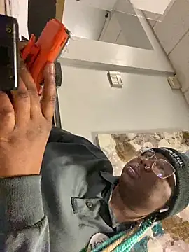 DamnBubbles online show from January 19, 9:45 pm