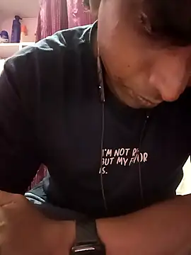 Snapshot of Remo0 chatting on October 4, 3:54 pm Remo0 online show from October 4, 3:54 pm