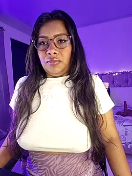 Snapshot of PaulaOrtiz_1 chatting on October 6, 12:57 pm PaulaOrtiz 1 online show from October 6, 12:57 pm