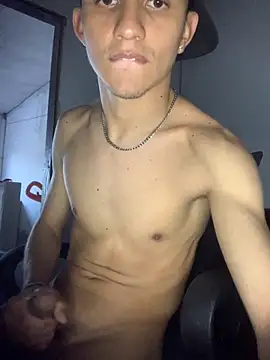 gabrielzinnnn085 online show from November 5, 8:09 pm