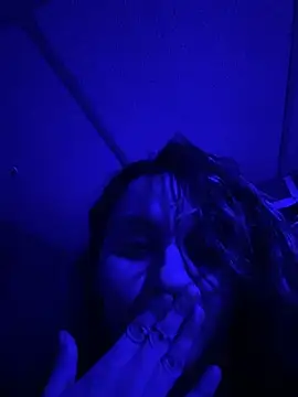 mamifresita online show from November 10, 8:35 am