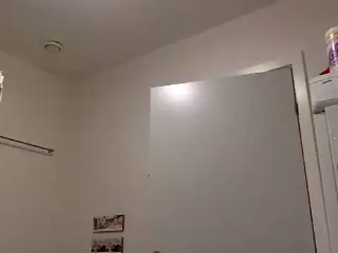 Snapshot of Parleg2 chatting on February 5, 6:01 pm Parleg2 online show from February 5, 6:01 pm