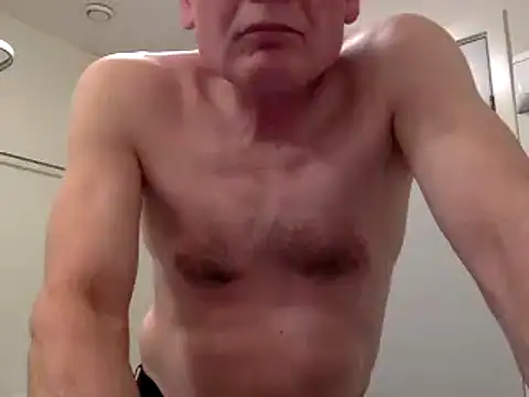 Snapshot of Parleg2 chatting on February 21, 5:14 pm Parleg2 online show from February 21, 5:14 pm