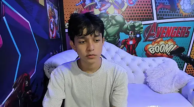 Snapshot of jisuscat chatting on February 4, 7:33 pm jisuscat online show from February 4, 7:33 pm