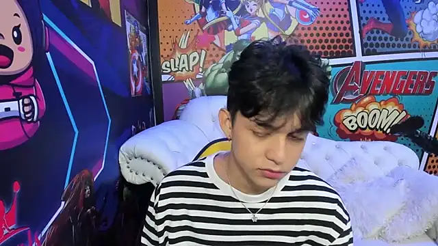 Snapshot of jisuscat chatting on March 7, 9:27 pm jisuscat online show from March 7, 9:27 pm