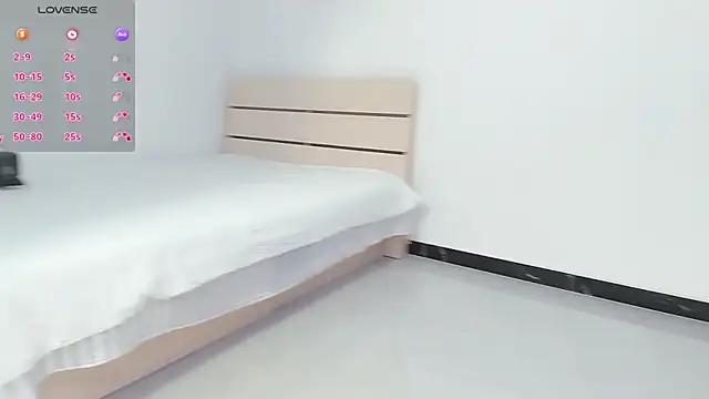 Snapshot of Lucky-xiuxiu chatting on October 31, 2:18 pm Lucky-xiuxiu online show from October 31, 2:18 pm