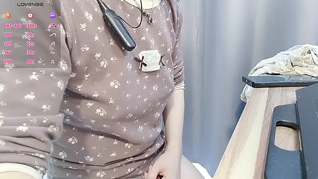 Snapshot of Lucky-xiuxiu chatting on November 21, 7:07 am Lucky-xiuxiu online show from November 21, 7:07 am