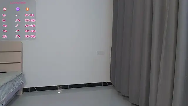 Snapshot of Lucky-xiuxiu chatting on January 14, 7:41 pm Lucky-xiuxiu online show from January 14, 7:41 pm