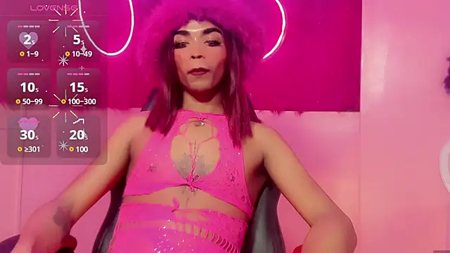 Snapshot of Gisele_fox chatting on March 18, 4:47 am Gisele fox online show from March 18, 4:47 am