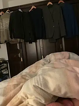 gamdschie49 online show from April 14, 7:42 pm