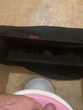 balint35 online show from November 29, 8:17 am