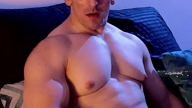 Snapshot of life_warrior chatting on January 12, 8:47 pm life warrior online show from January 12, 8:47 pm