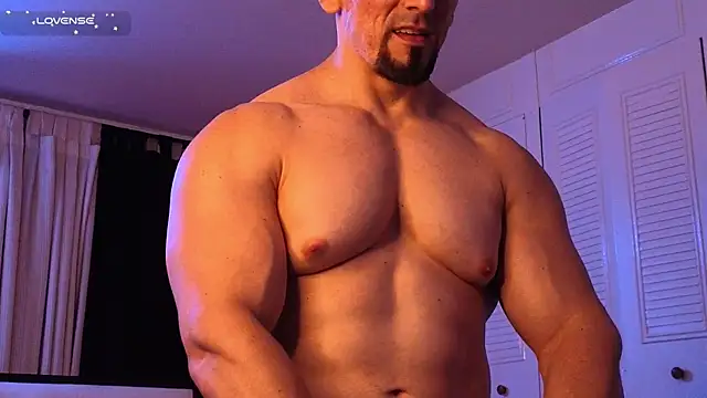 Snapshot of life_warrior chatting on October 31, 2:34 am life warrior online show from October 31, 2:34 am