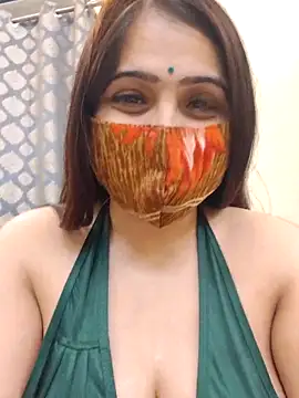 shreya1765 online show from February 7, 5:16 pm