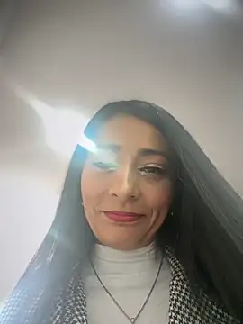 BELLA--26 online show from November 4, 2:16 pm