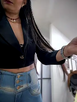 BELLA--26 online show from November 15, 12:34 pm