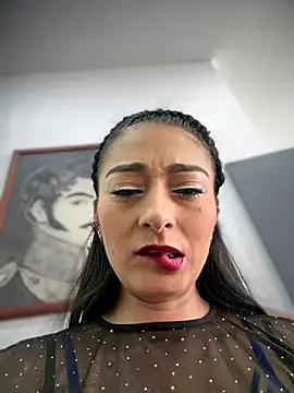 BELLA--26 online show from November 30, 1:26 pm