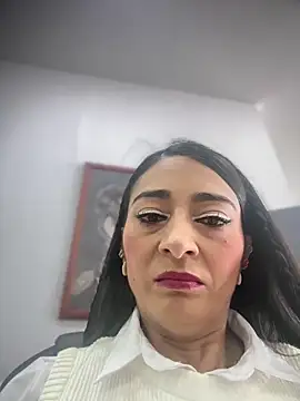 BELLA--26 online show from December 19, 2:24 pm