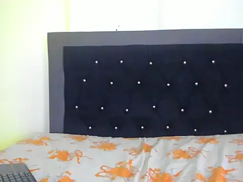 violetadumsper online show from November 21, 3:49 am