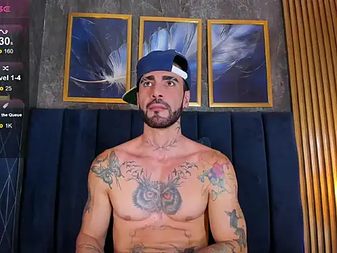 Lancelot Benwick online show from April 13, 8:25 pm