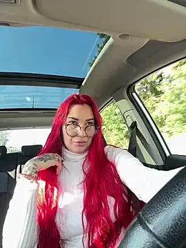 Snapshot of Mia-Fuchs chatting on October 2, 12:56 pm Mia-Fuchs online show from October 2, 12:56 pm