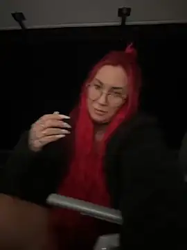 Snapshot of Mia-Fuchs chatting on October 3, 5:54 pm Mia-Fuchs online show from October 3, 5:54 pm