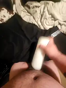 Snapshot of thickdaddy10 chatting on March 14, 7:23 pm thickdaddy10 online show from March 14, 7:23 pm