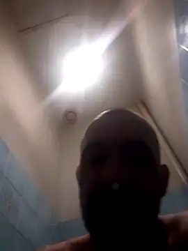 Snapshot of javierpasteur69 chatting on February 23, 12:08 am javierpasteur69 online show from February 23, 12:08 am