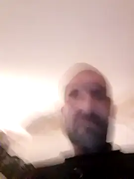 Snapshot of javierpasteur69 chatting on February 26, 11:04 pm javierpasteur69 online show from February 26, 11:04 pm