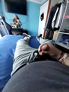 Snapshot of Elrep_tile chatting on November 30, 7:51 pm Elrep tile online show from November 30, 7:51 pm