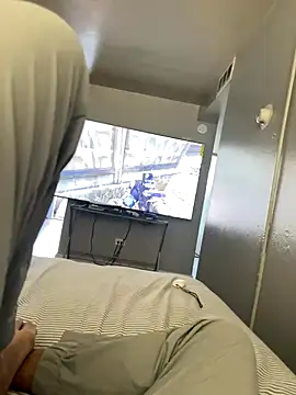 Snapshot of leisurelycriminal chatting on September 27, 6:02 pm leisurelycriminal online show from September 27, 6:02 pm