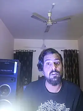 MAGNETICDADDY8 online show from January 6, 6:10 pm