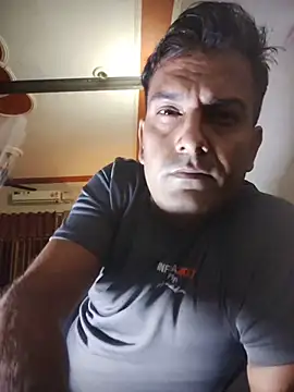 MAGNETICDADDY8 online show from October 1, 7:20 pm