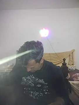 MAGNETICDADDY8 online show from October 18, 9:59 pm