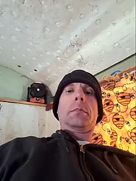 Snapshot of SoooV3ryKinky chatting on February 5, 8:35 pm SoooV3ryKinky online show from February 5, 8:35 pm