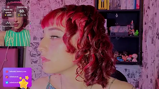 NickiYoung online show from April 12, 4:01 pm