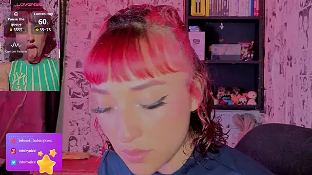 NickiYoung online show from April 17, 6:11 pm