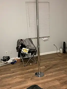 Yoshibaby2670 online show from February 21, 12:16 am