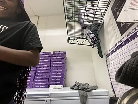 Yoshibaby2670 online show from September 10, 1:16 am