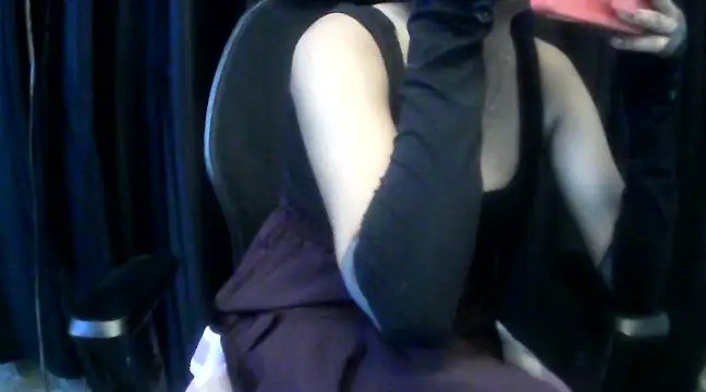 Snapshot of hot-niti chatting on February 23, 8:33 pm hot-niti online show from February 23, 8:33 pm