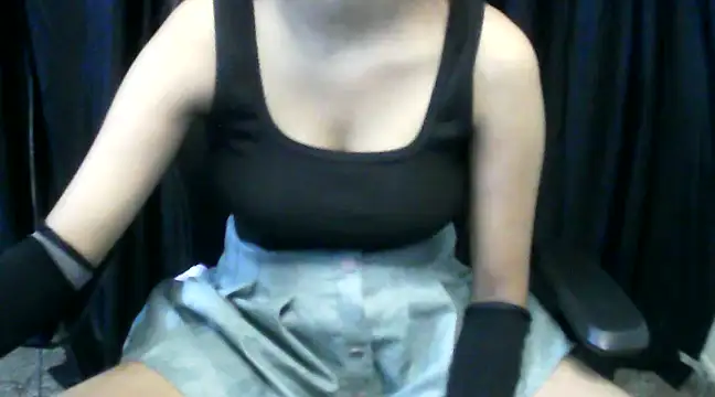 Snapshot of hot-niti chatting on February 28, 9:44 pm hot-niti online show from February 28, 9:44 pm