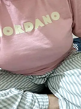 mallupriyapriya online show from March 8, 5:50 pm