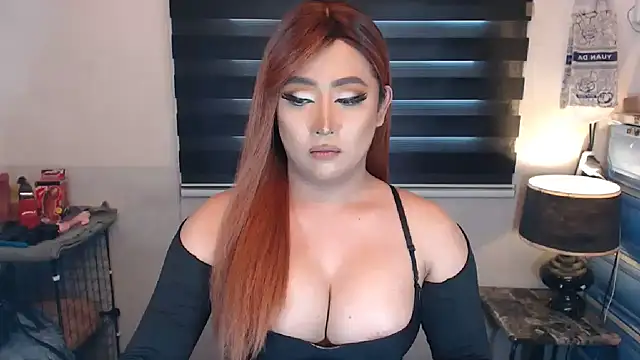 Snapshot of MistressJewel chatting on February 4, 2:07 am MistressJewel online show from February 4, 2:07 am