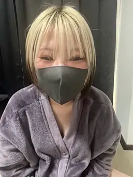 Snapshot of Hikaru-chan chatting on January 16, 3:45 am Hikaru-chan online show from January 16, 3:45 am