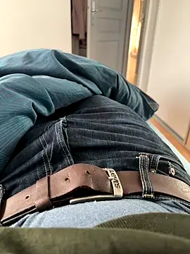 Pierre22000 online show from December 16, 2:22 pm