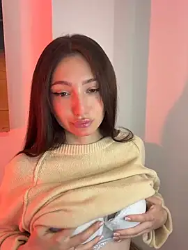 Snapshot of Maddy_Jones chatting on January 17, 7:38 pm Maddy Jones online show from January 17, 7:38 pm