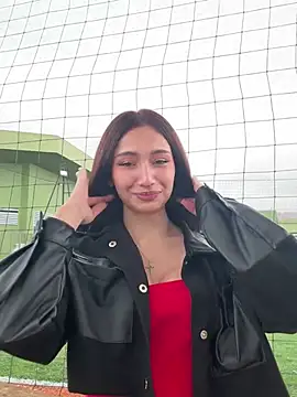 Snapshot of Maddy_Jones chatting on February 14, 10:04 pm Maddy Jones online show from February 14, 10:04 pm